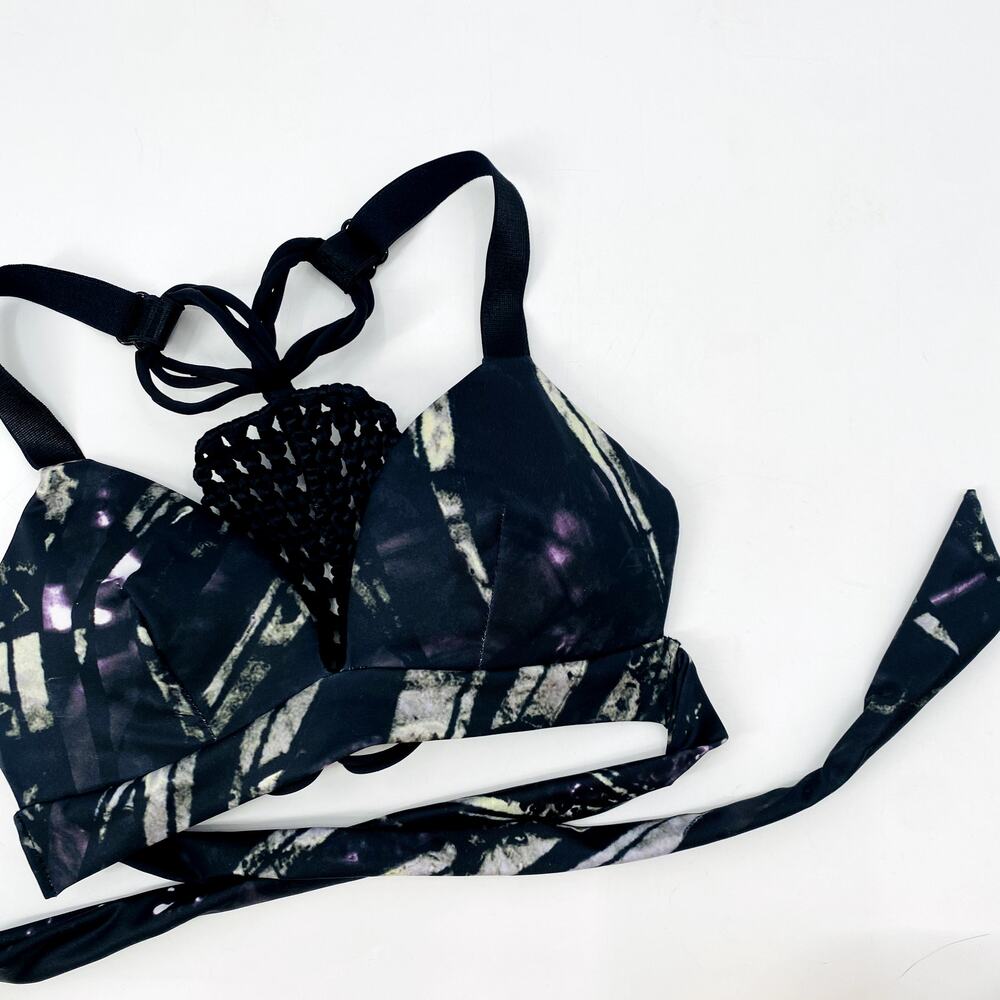 Entreaguas M black crochet racerback swimsuit top‎